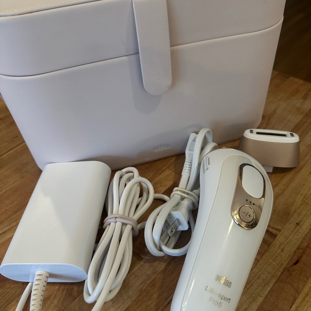 Braun White Hair Removal Device